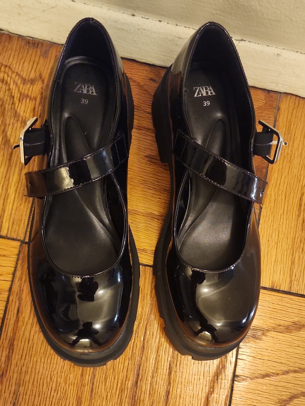 Preloved ZARA Black Patent Mary Jane Loafers with Buckle Strap